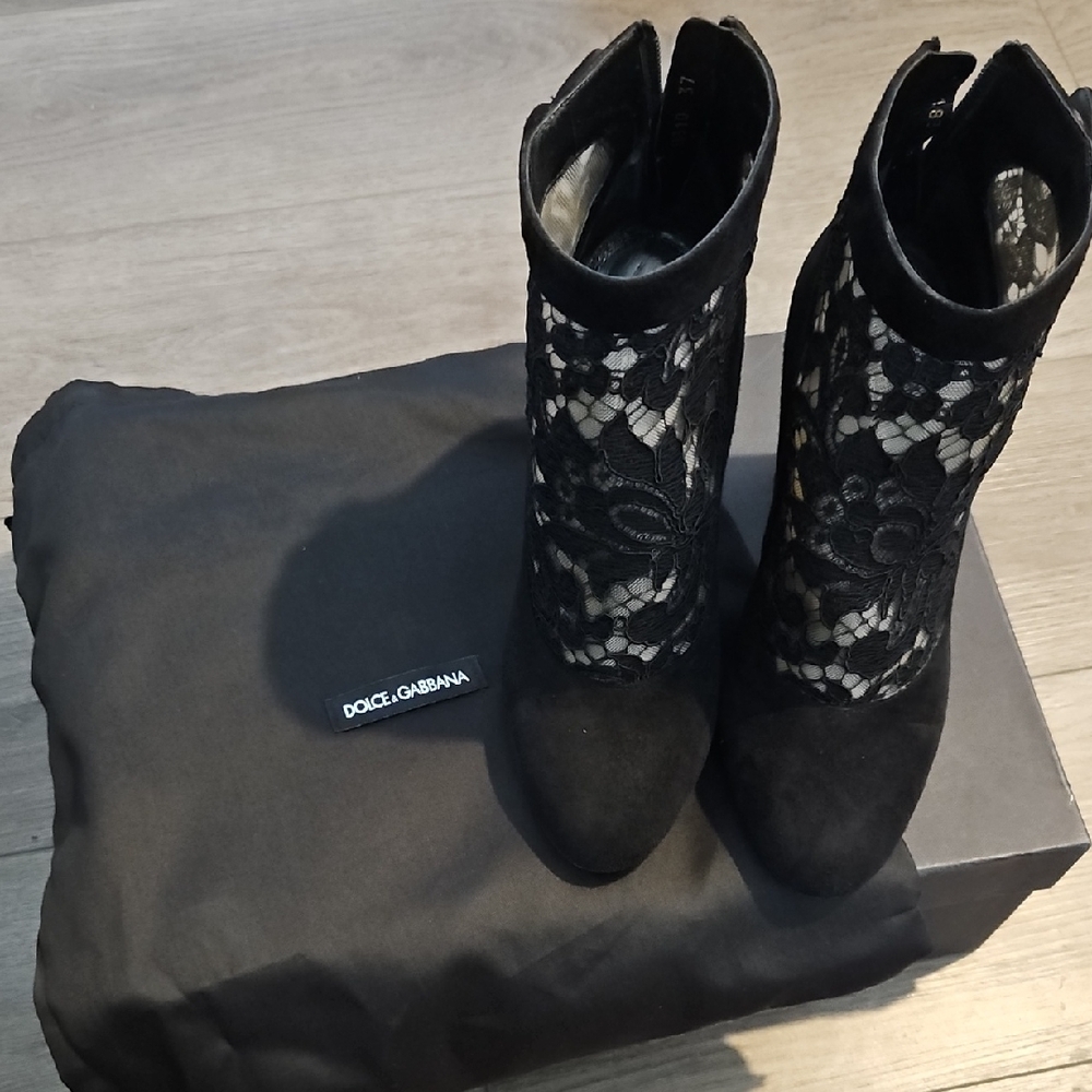 Dolce & Gabbana Black Floral Lace Heeled Boots